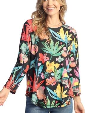 Jess & Jane USA Floral Artsy Top